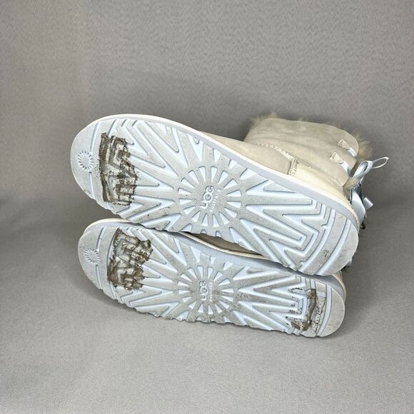 Women's 9 UGG Boots Bailey Bow I DO Crystal Shimmer White Silver Baby Blue RARE - Picture 16 of 16